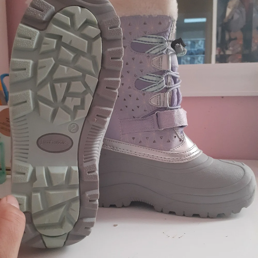 NWT Jambu KD winter boots size 2